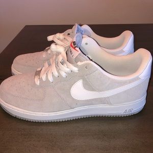 Nike Air Force 1 Gray and White Mens size 10 shoes